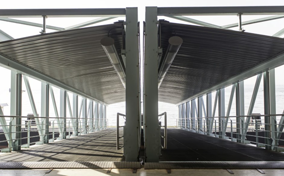 Ulaşım ve Geçiş Yapıları çelik yapı çözümü